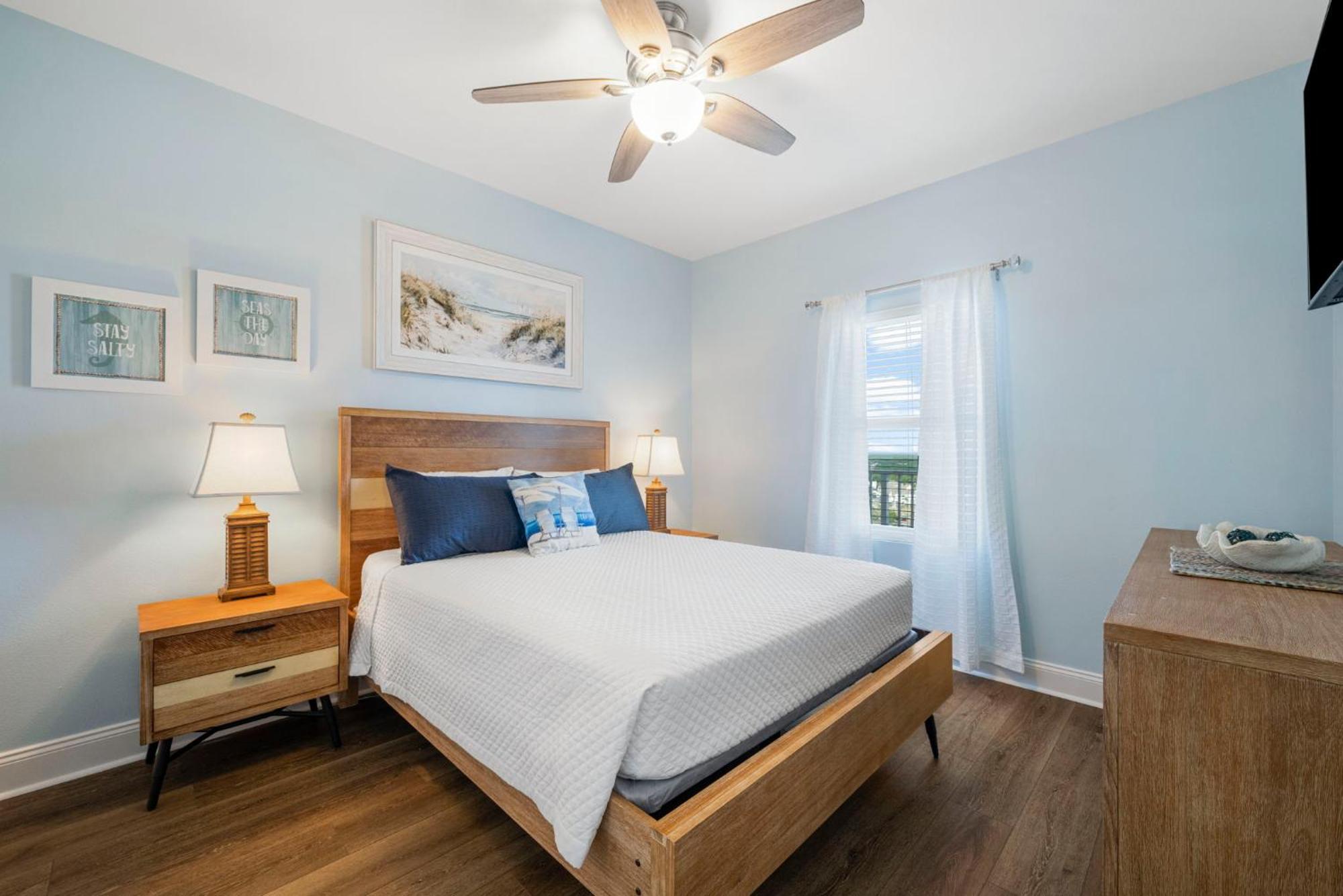 Apartment Laketown Wharf 1824 Panama City Beach