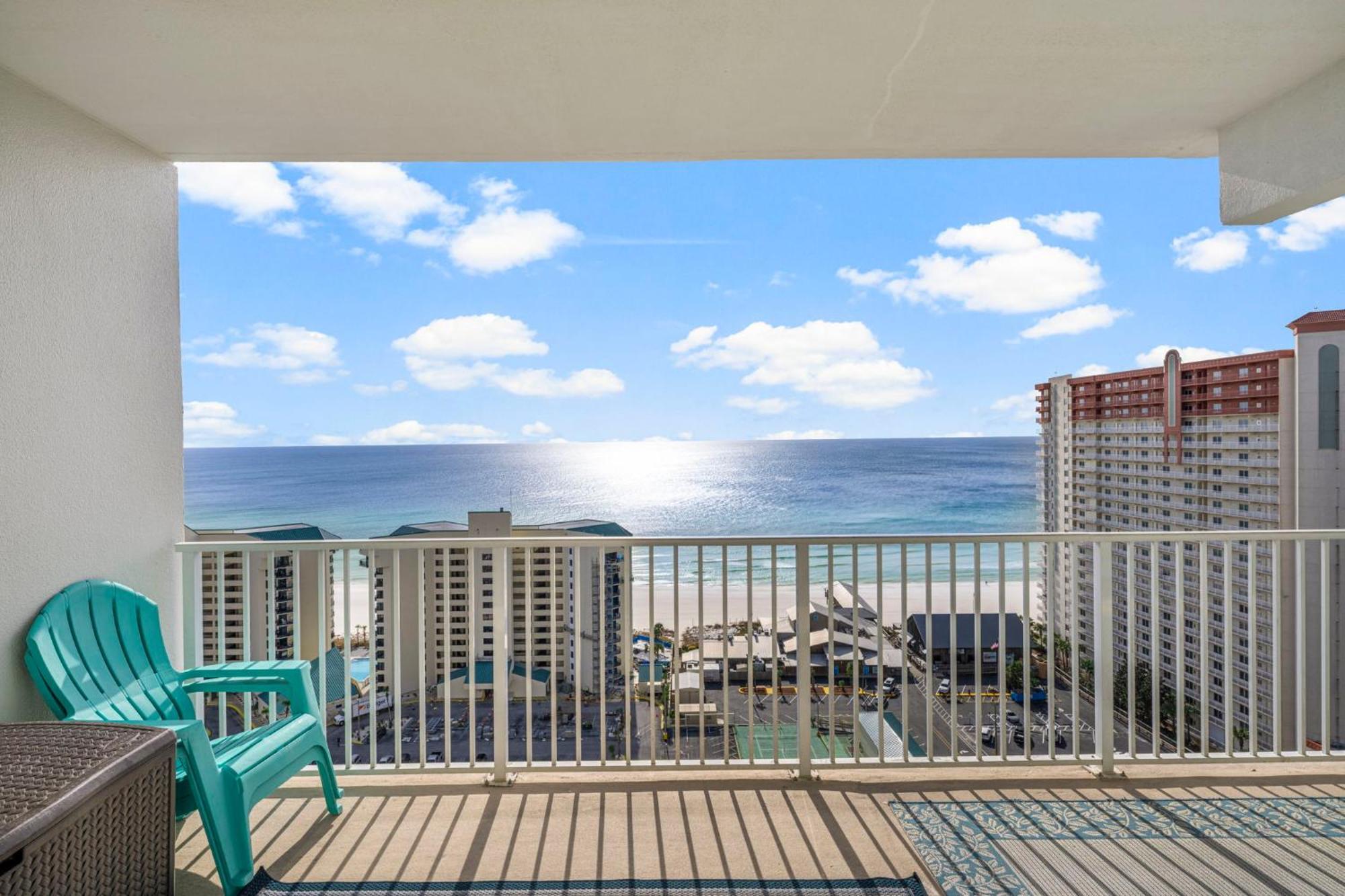 Apartment Laketown Wharf 1824 Panama City Beach